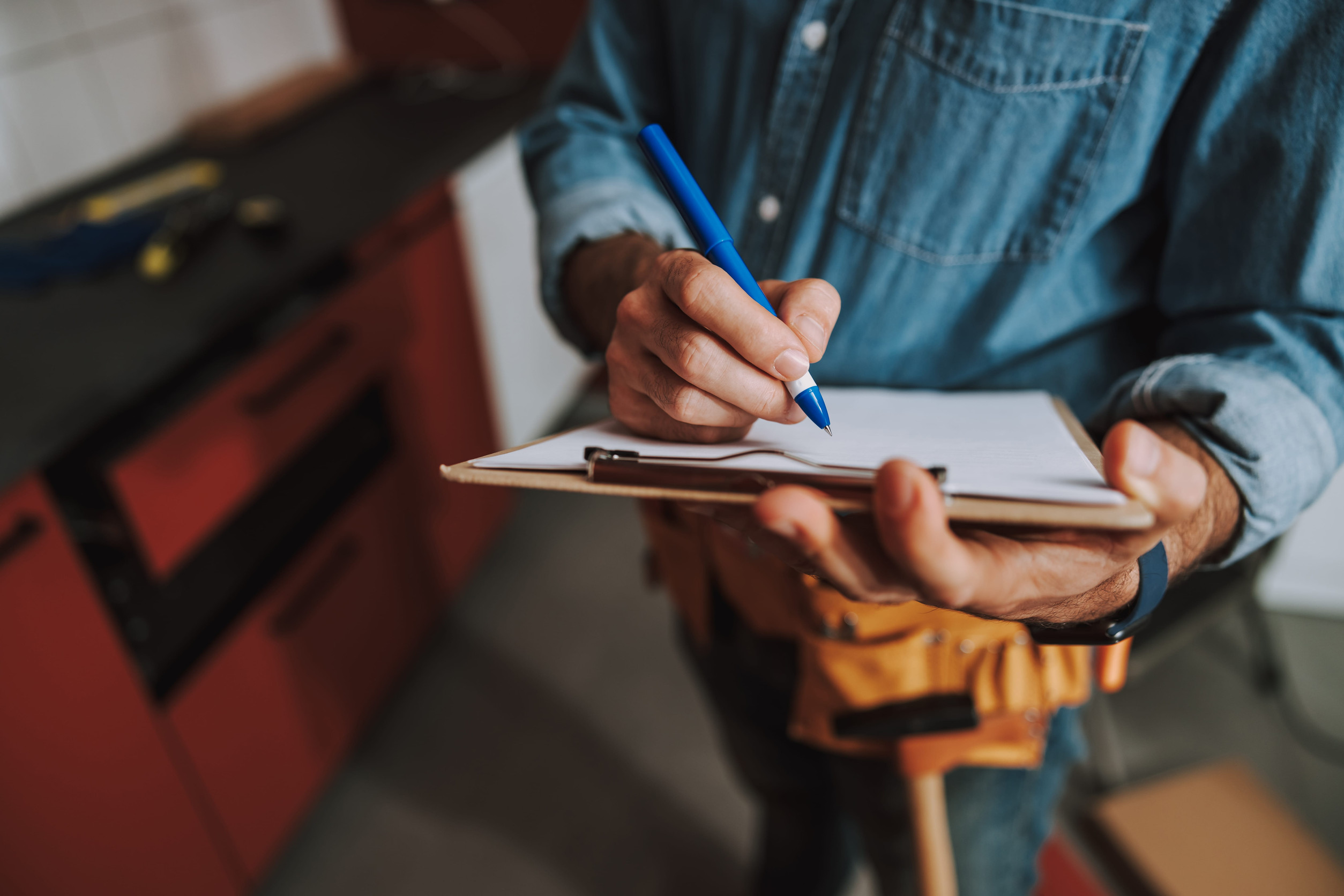 First Time Home Buyer Georgia: Making notes at repair work